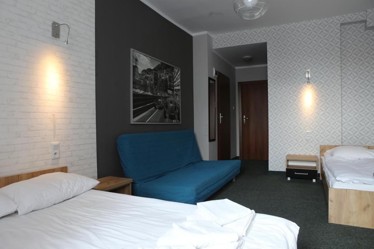 Hotel Sunny Poznan Ngoại thất bức ảnh